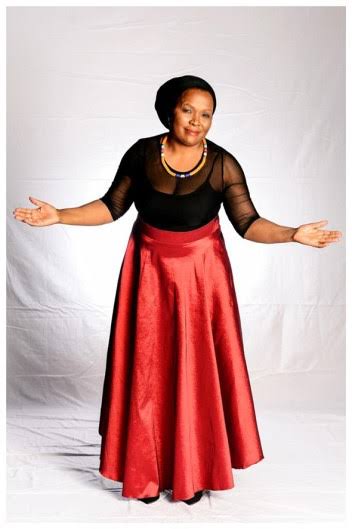 Full-length studio portrait — Portraits